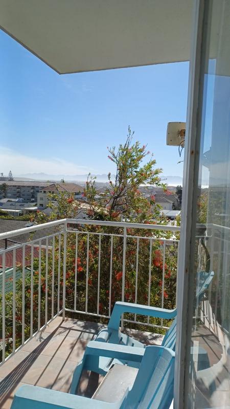 2 Bedroom Property for Sale in Muizenberg Western Cape